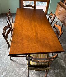 Tavolo in legno + sedie