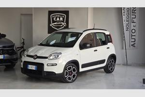 FIAT Panda 1.0 FireFly S&S Hybrid City Cross