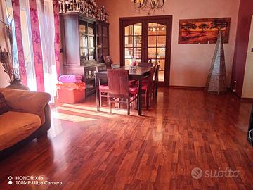 Porzione di villa bifamiliare indipendente