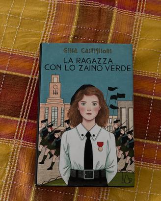 Libro: la ragazza con lo zaino verde