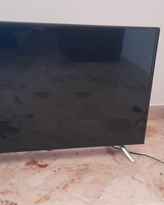 SMART TV UNITED 32"  TRATTABILE