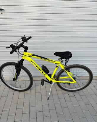 MOUNTAIN BIKE 1000
