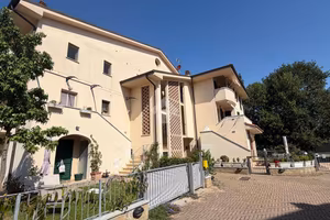 2 LOCALI A SAN MINIATO