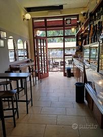  attività cn licenza SUBENTRO bar latteria