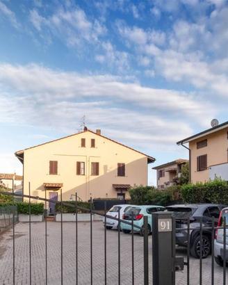 Appartamento di 86 m² con 4 locali e posto auto a 