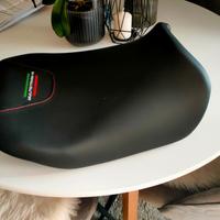 Sella ribassata ducati multistrada v4  riscaldata