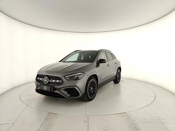 MERCEDES-BENZ GLA 200 d automatic