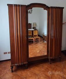 Armadio 3 ante vintage anni '40 in noce