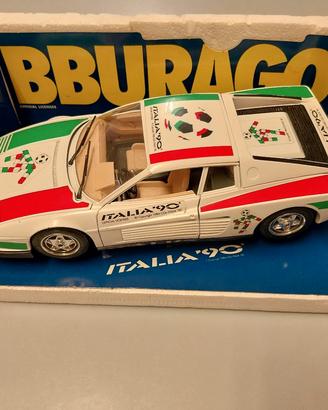 modellino auto Scala 1:18 Italia 90