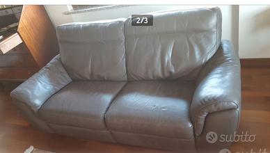 Divano in pelle morbida relax