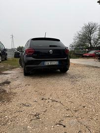 Volkswagen polo neopatentati