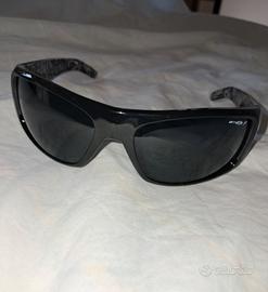 occhiali da sole nuovi