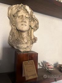 Scultura ceramica Morlin