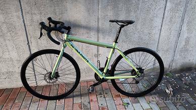 bici Gravel taglia M, cambio Shimano 3x8