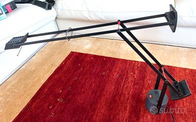 Lampada Artemide Tizio Micro anni 90 nera alogena