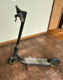 Monopattino segway g30 max