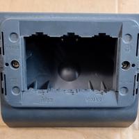 Scatola Box da tavolo Vimar 16803 da 3 moduli