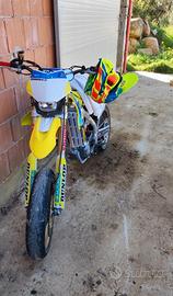 Suzuki supermotard 450- 2012