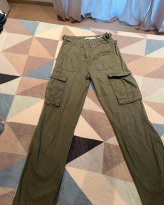 Pantaloni cargo Bershka