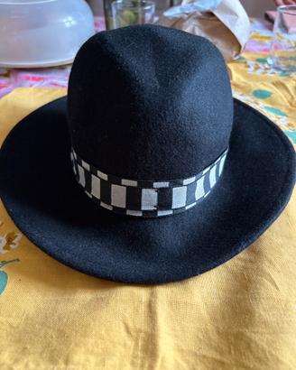 Cappello di feltro (5 euro)