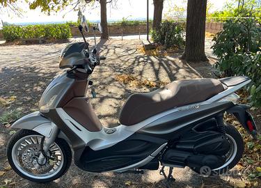 Piaggio beverly 300