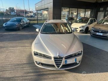 Alfa Romeo 159 2.0 JTDm Sportwagon Distinctive