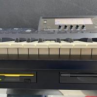 Tastiera Roland EM-2000