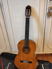 chitarra classica piu custodia 