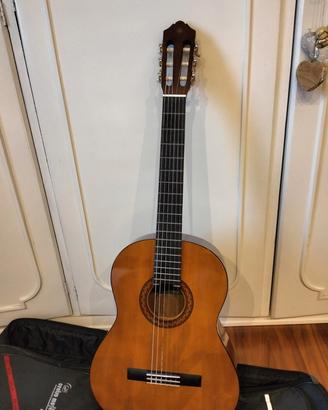 chitarra classica piu custodia 
