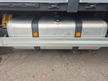 Serbatoio gasolio da 500lt Mercedes Actros