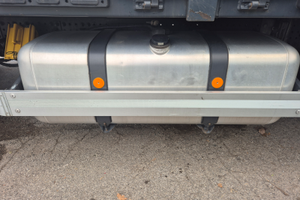 Serbatoio gasolio da 500lt Mercedes Actros