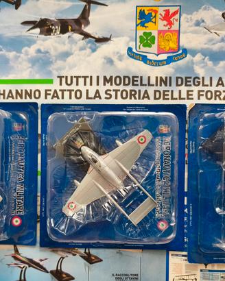 3 Modellini di aerei italiani anni '50 - '60