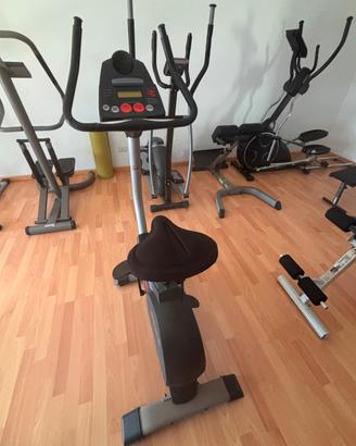 attrezzi palestra 