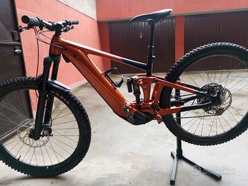 lgiant ebike