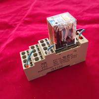 Relè OMRON MY4IN 24VDC con zoccolo PYF14S