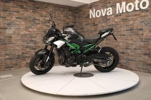 Kawasaki Z 900 my26