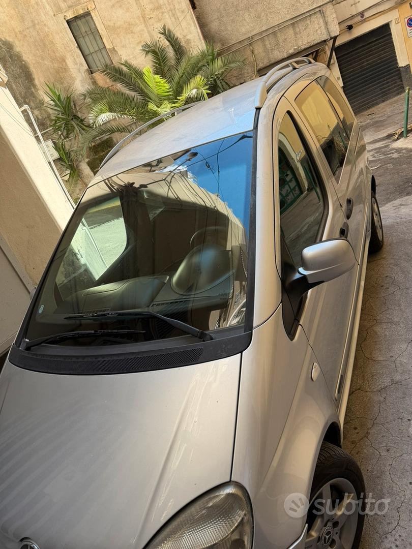 Mercedes-Benz Vaneo 2002 photo 2