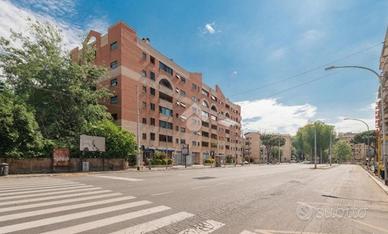 4 LOCALI A ROMA