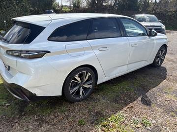 Peugeot 308 INCIDENTATA