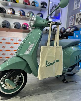Piaggio Vespa 125 Primavera ottantesimo anniversar