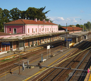 4LOCALI CON DOPPIO BALCONE- CENTRO CODGNO