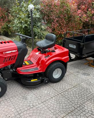 Taglia erba nuovo con carrello trattorino