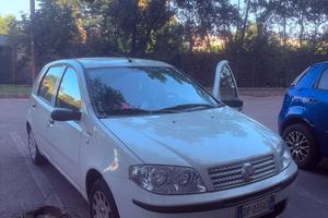 FIAT PUNTO 1.2 benzina/gol neopatentati