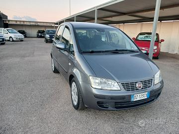 Fiat Idea 1.3 Multijet 16V 70 CV BlackStar