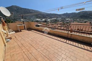 CASA SEMINDIPENDENTE A TAGGIA