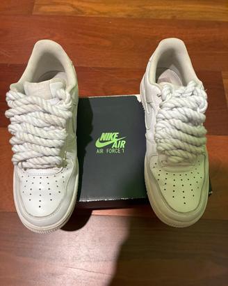 Nike Airforce 1 - lacci in corda