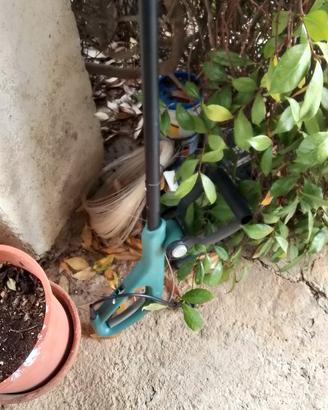 decespugliatore elettrico BOSCH 