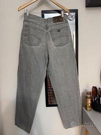 Jeans vita alta grigi di Armani Vintage