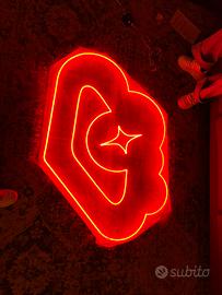 Insegna luminosa LED