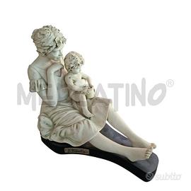 SCULTURA DONNA CON BAMBINO FIRMATA G. VISENTIN